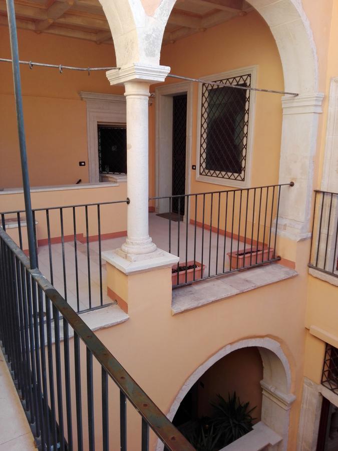 B&B Palazzo Cappa L'Aquila Ngoại thất bức ảnh