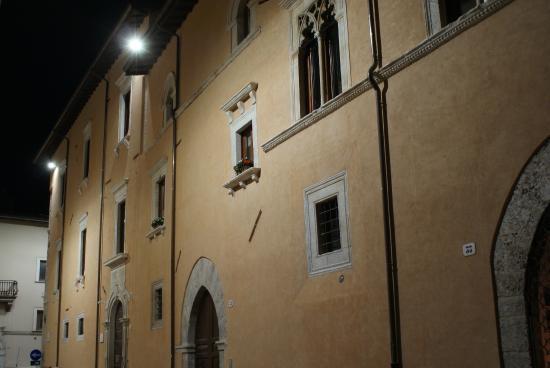 B&B Palazzo Cappa L'Aquila Ngoại thất bức ảnh